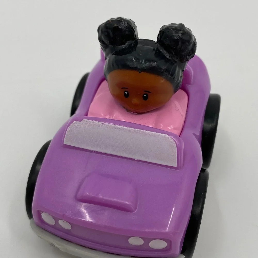 Fisher-Price‎ Little People Wheelies Purple Convertible Girl Figure Tessa, Pink